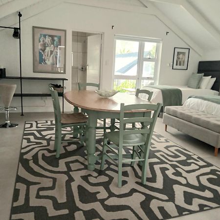 Hermanus Champagne Accommodation Exterior foto